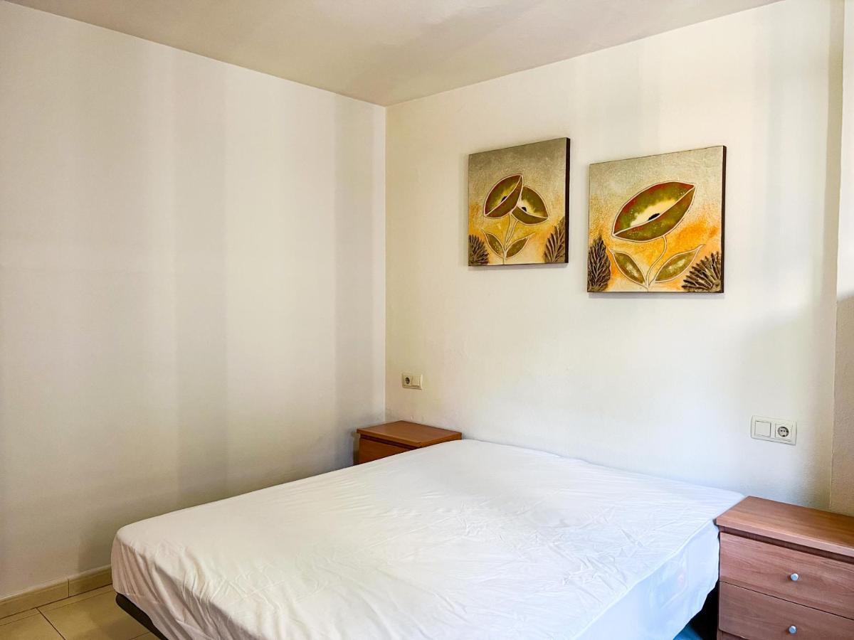 Apartamento Ontario En El Centro De Andorra La Vella Con Parking Apartment Екстериор снимка